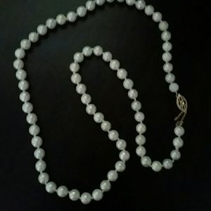 Kay Jewelers genuine pearl necklace.